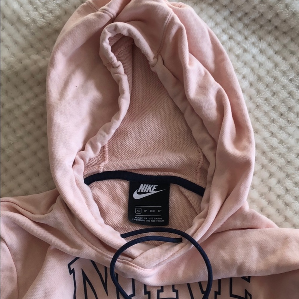 sweatshirt - Picture 2 of 3